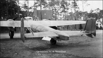 Duits vliegtuig uitsnede 2017-12-01 12_34_28-SoesterbergVliegveld 1939-1945